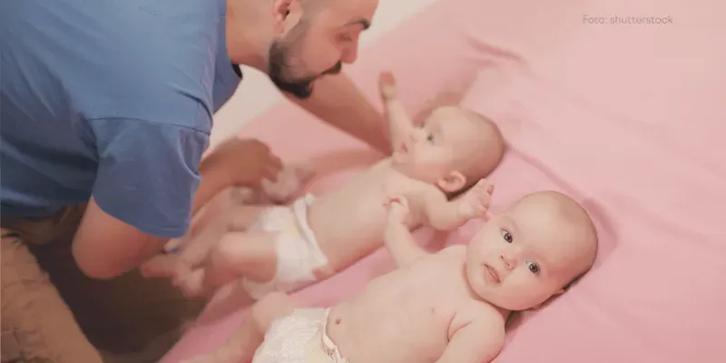 ¿Cómo empiezo a diferenciar a mis gemelos entre sí?